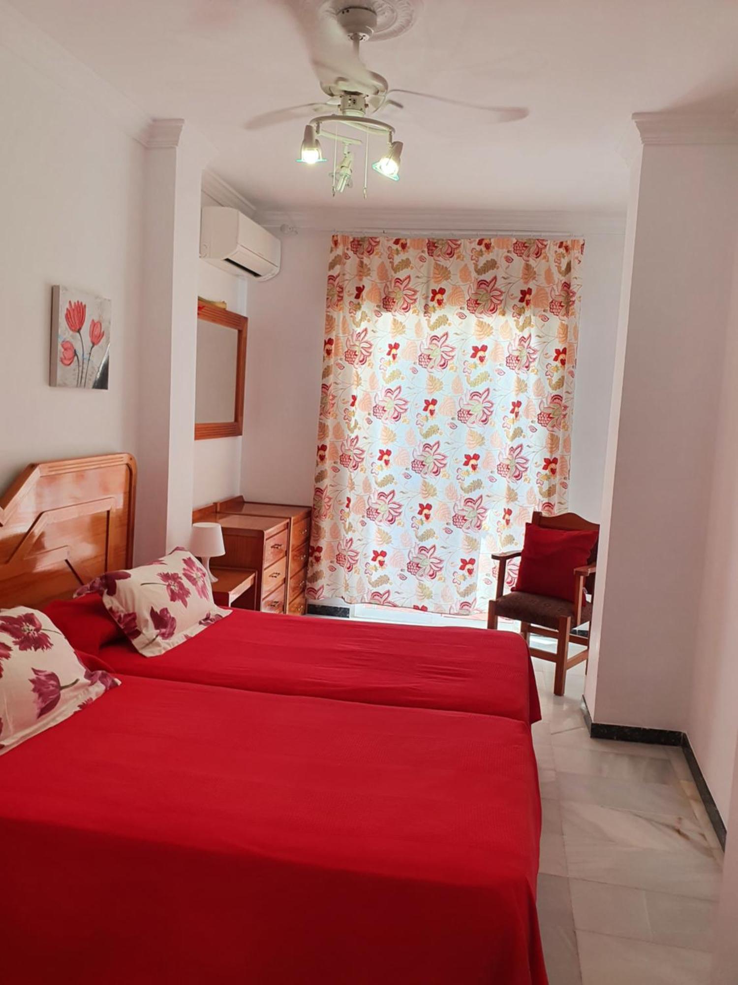 Rico Apartaments Animas Nerja Zimmer foto
